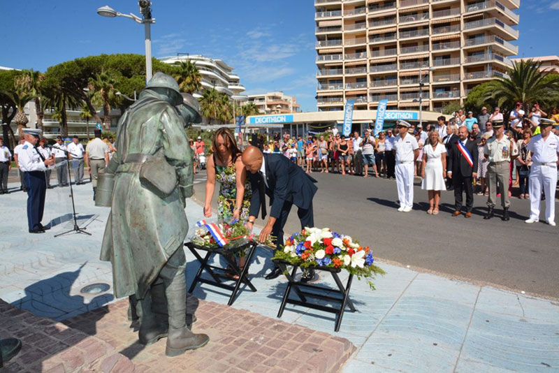 Le maire David Rachline commémore le 75e anniversaire du Débarquement de Provence au monument à l’Armée noire