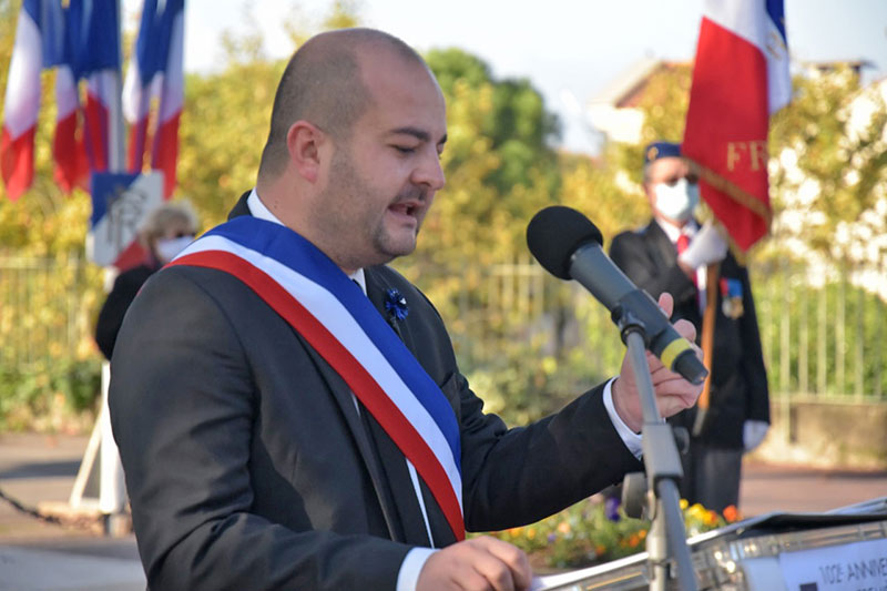 Commémoration du 102e anniversaire de l’Armistice du 11-Novembre 1918 : hommage aux “poilus“ tombés pour la France