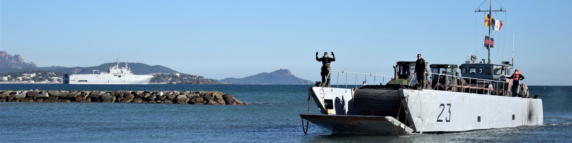 Image d'illustration : Exercice de préparation militaire : le « Mistral » au large de Fréjus