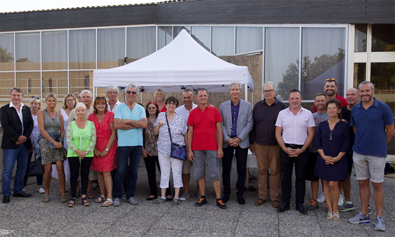 Remise de chèques à l'association Sports et Handicaps AMSLF par Lou Misteriou et le Rotary Club