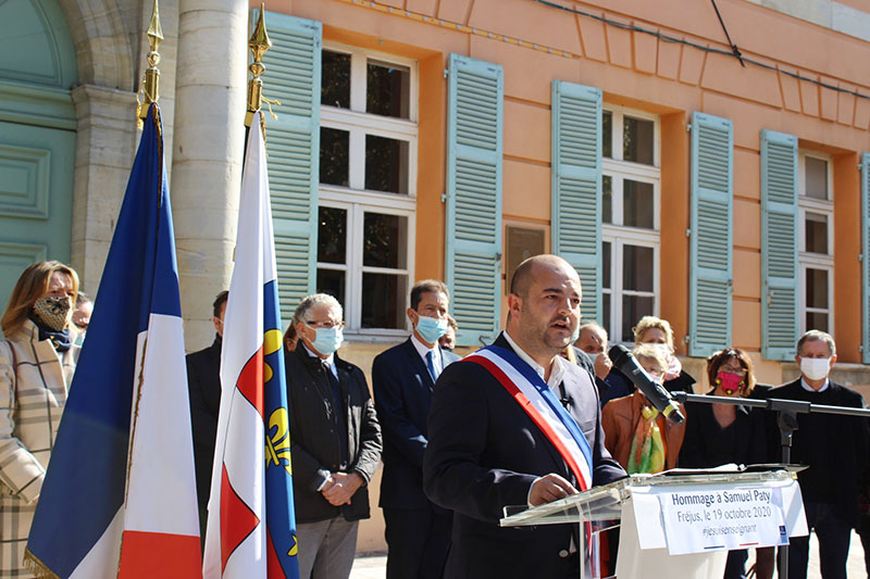 Hommage à Monsieur Paty