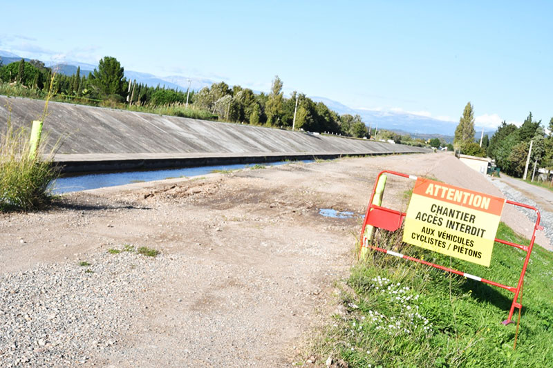 Confortement des digues du Reyran : les travaux se poursuivent