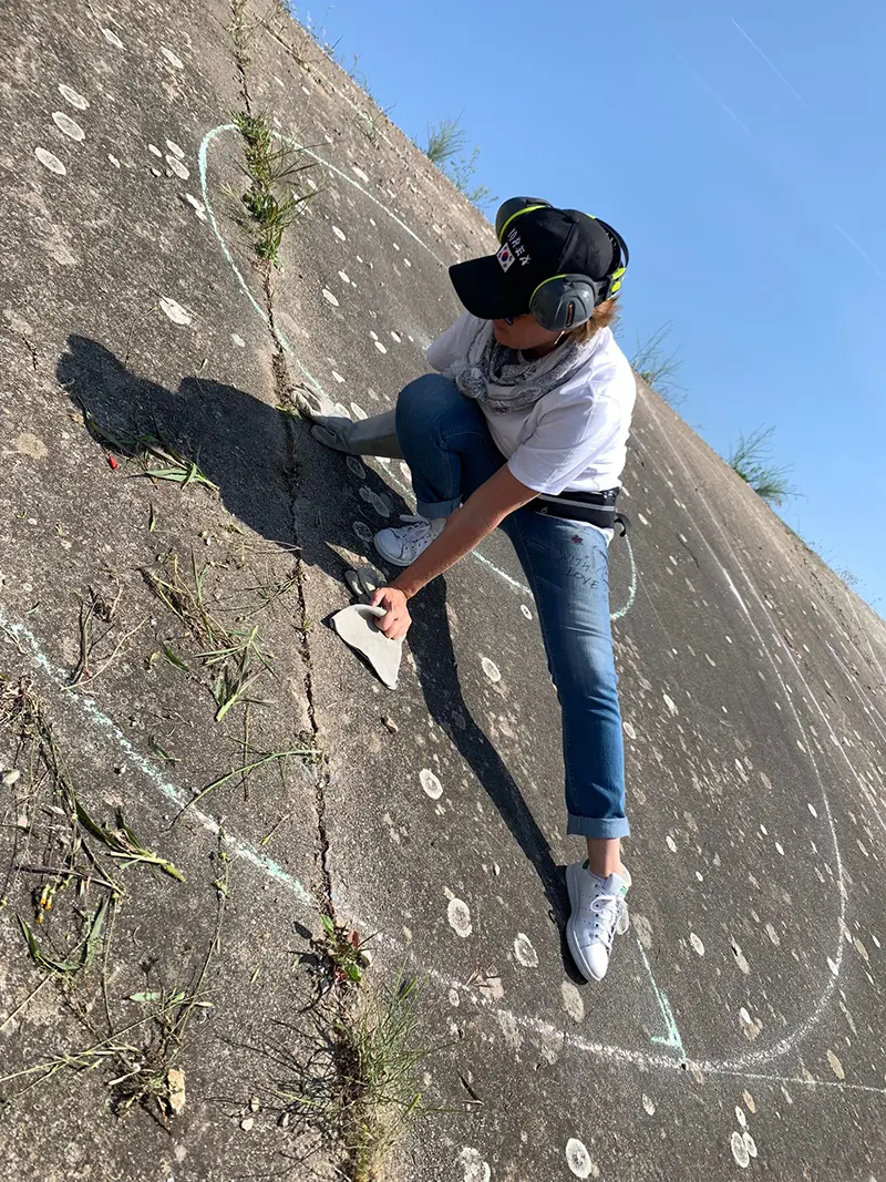 Un Clean-Tag géant sur les berges du Reyran