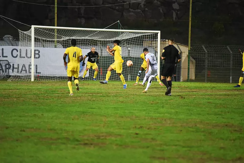 FOOTBALL - J8 National : l’Étoile éteint Aubagne, 3-1 !