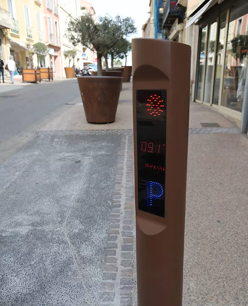 Renouvellement des bornes « arrêt minute » dans le centre-ville