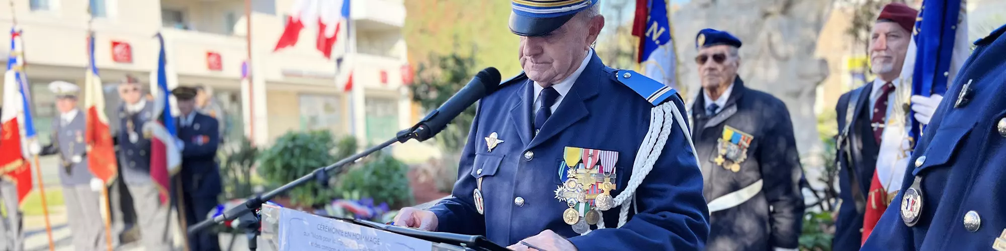 Image d'illustration : Décès de Dominique Luhern : la voix des cérémonies patriotiques s’est éteinte