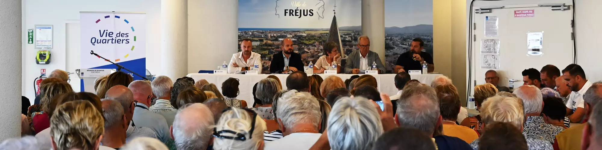 Image d'illustration : La Tour de Mare accueillera la troisième réunion de quartier en présence du Maire !