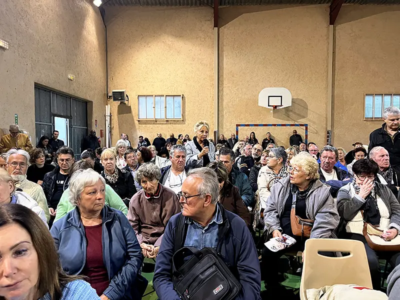 Runion de quartier de Cas Capitou : le Maire fait salle comble