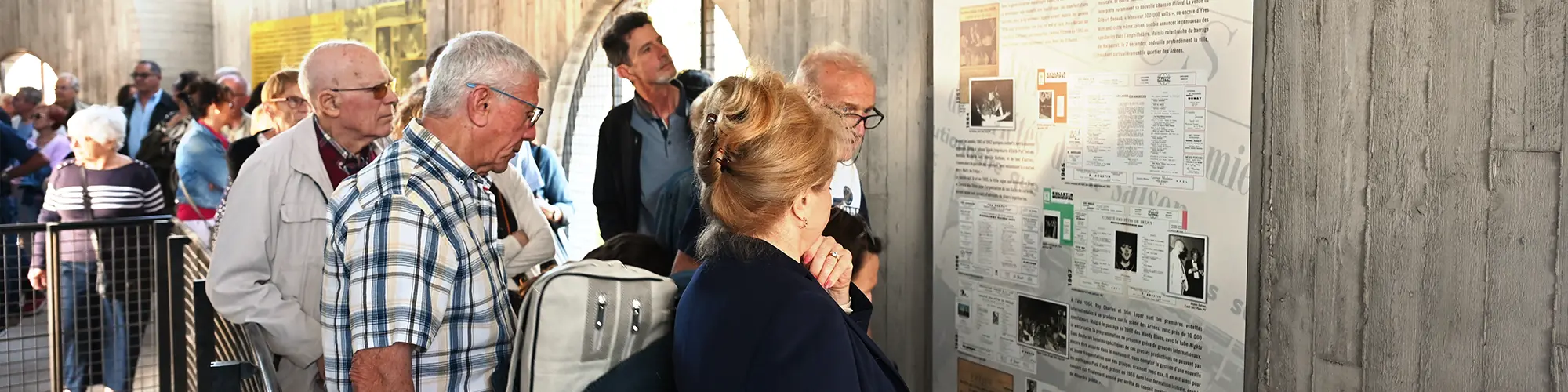 Image d'illustration : Inauguration de l’esplanade Martini et de l’exposition « 40 ans de spectacles aux Arènes »