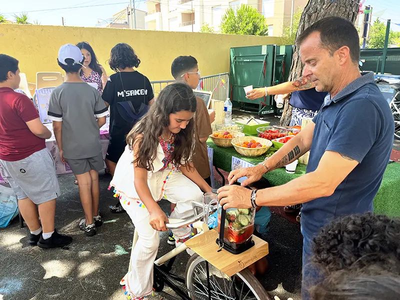 Smoothie à la force des mollets… grâce aux vélos mixeurs !