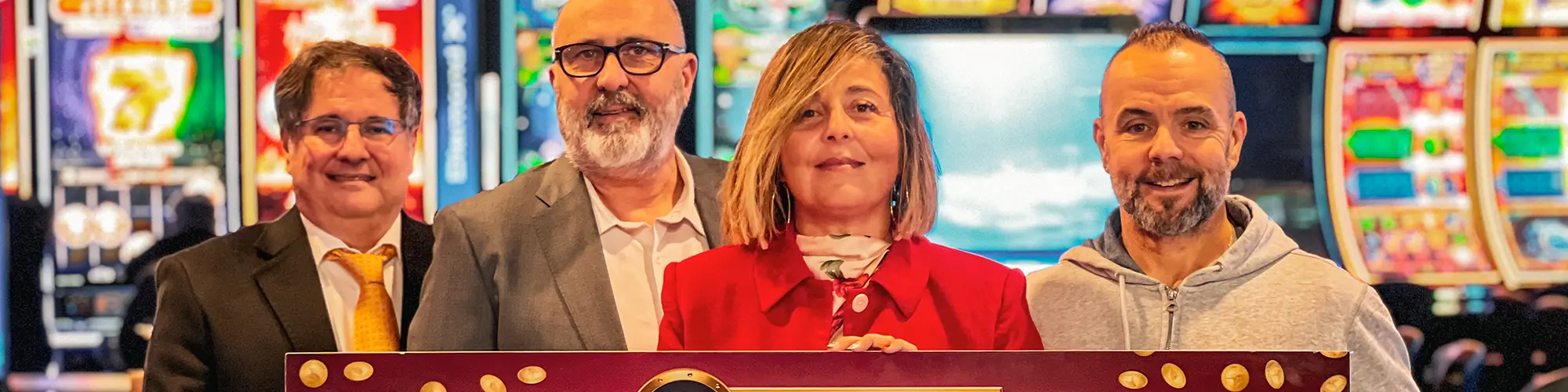 Image d'illustration : Un chèque pour le CCAS