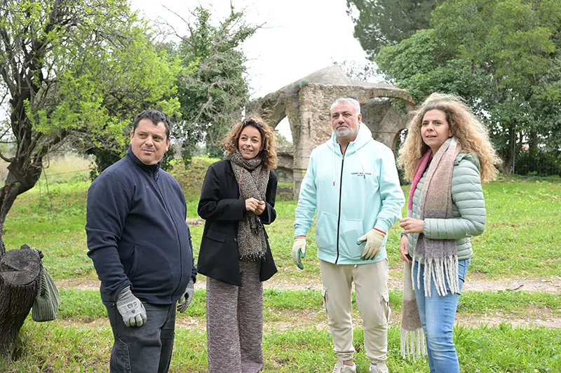Nadia Mezhoud, Julie Mariotti et Simon 